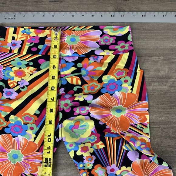Girl's Floral Capri Pants Size L-XL Colorful Stretch Colorful Comfort Size 27x18 - Picture 8 of 9